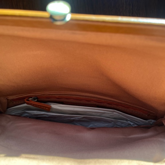 HOBO Lauren Wristlet Polished Leather Tan Brown Clutch Bag Like New - Picture 7 of 16